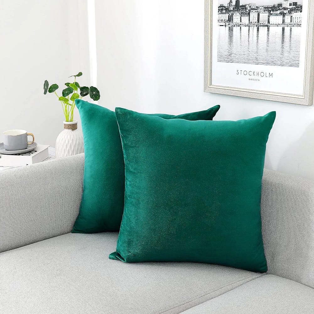  green-colour-Plain-velvet-cushion-cover